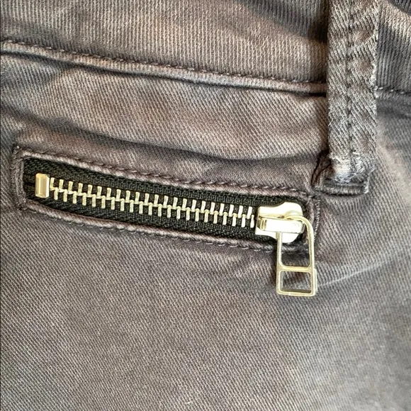 bebe Gray Moto Skinny Jeans with Zipper Accents Size 26