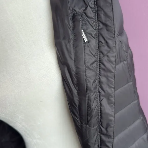 Calvin Klein women’s Black Puffer Vest Hood sleeveless size large jacket