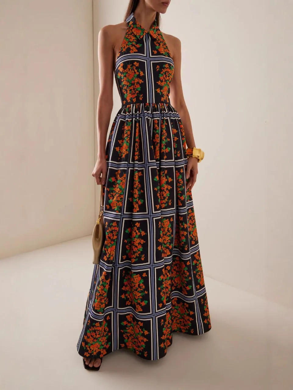 Chic Halter Neck Backless Printed Maxi Dress with Collar
