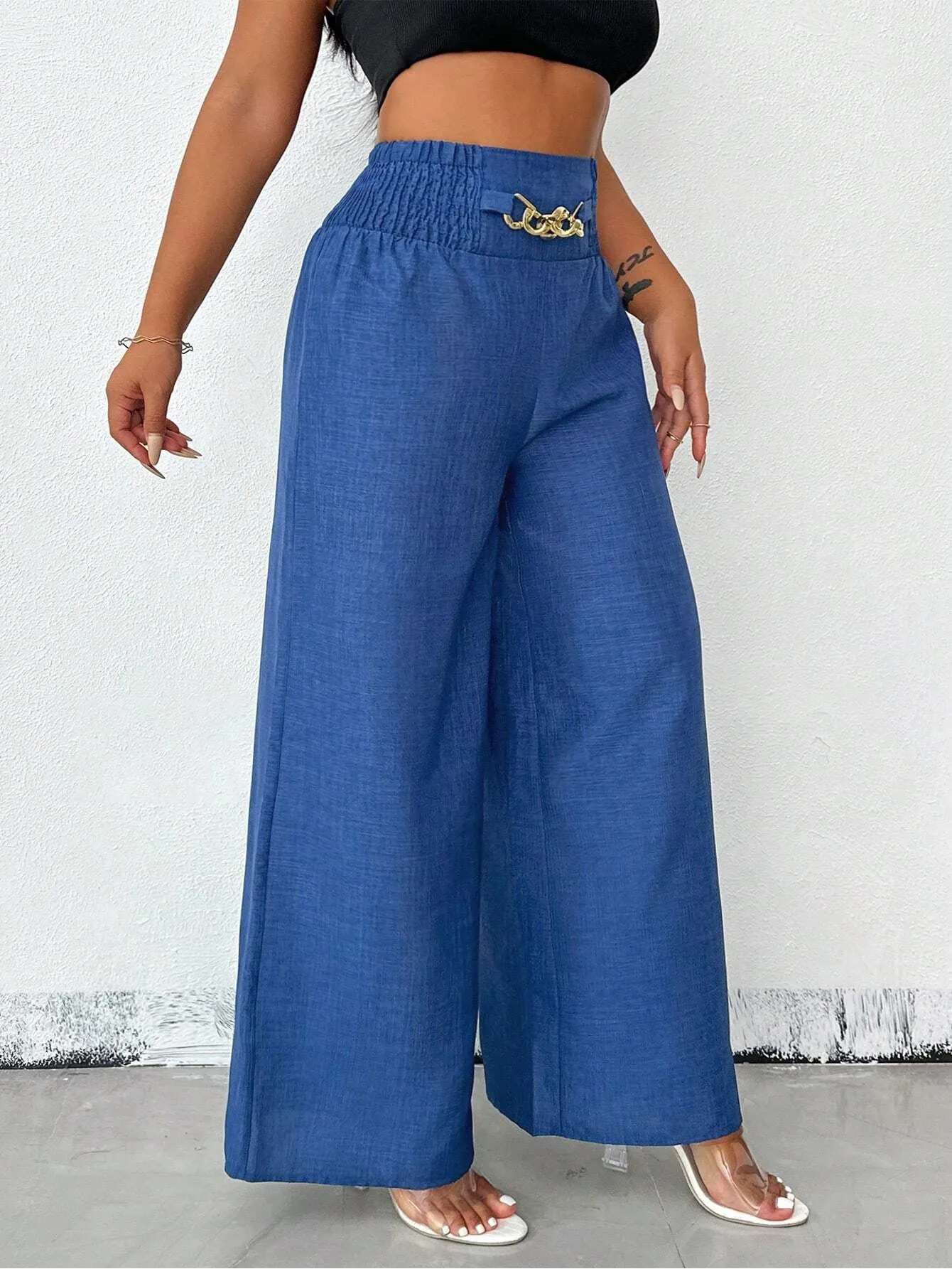 Chic High-Waisted Wide-Leg Pants with Chain Accent