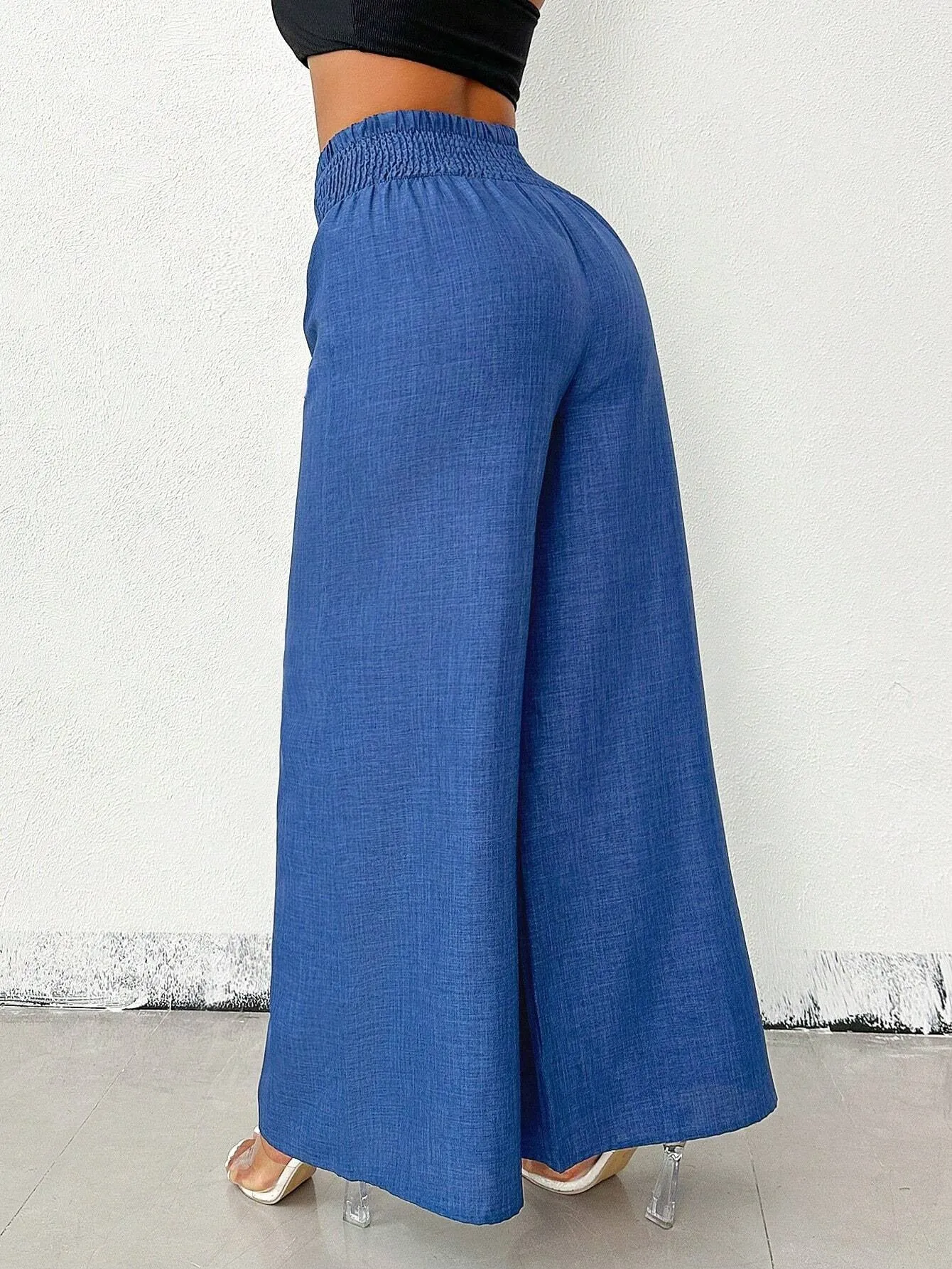 Chic High-Waisted Wide-Leg Pants with Chain Accent