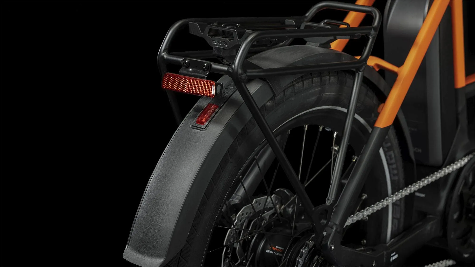 CUBE COMPACT HYBRID 500 BLACK/SPARKORANGE
