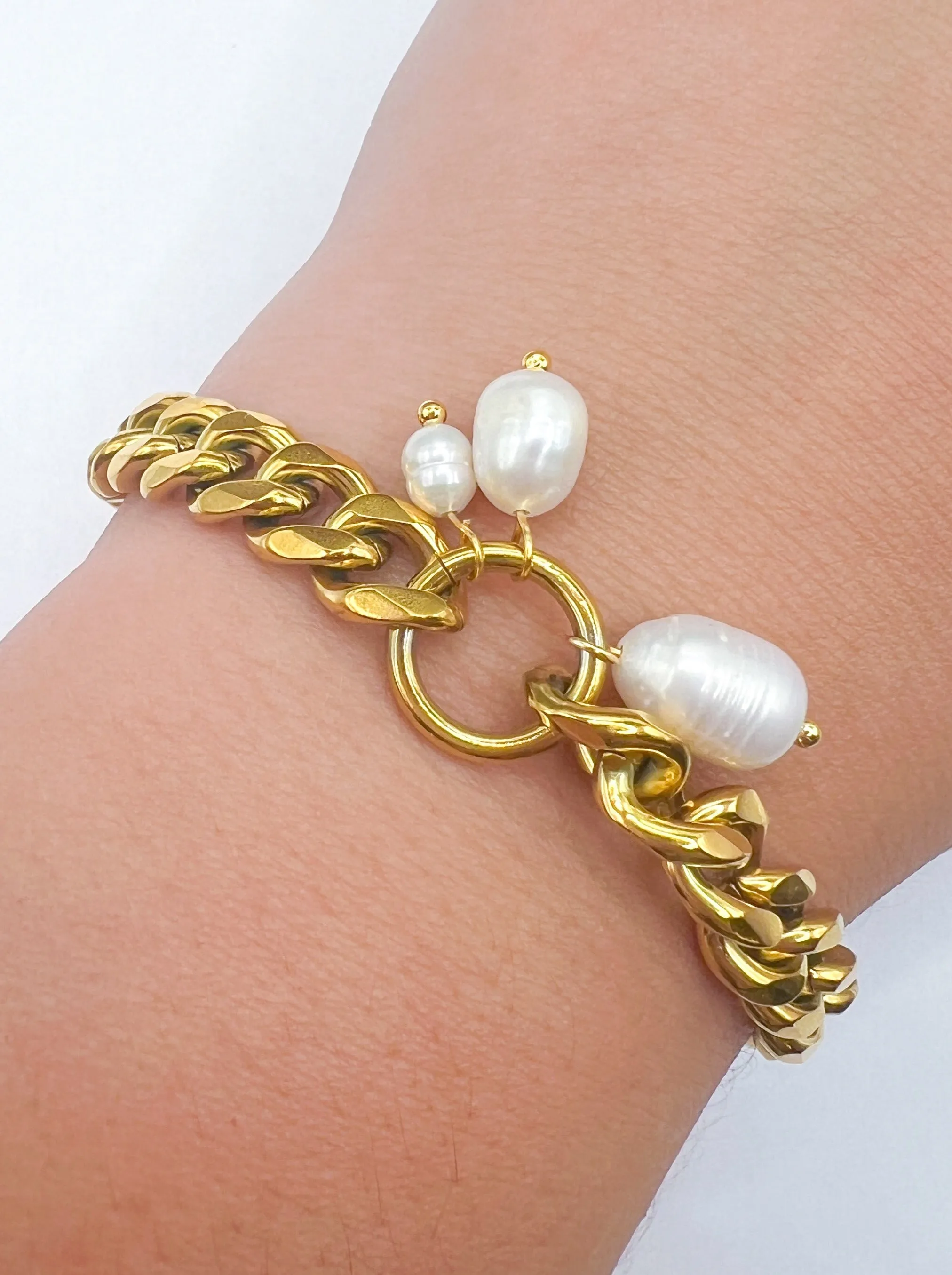Curb Chain w Pearls