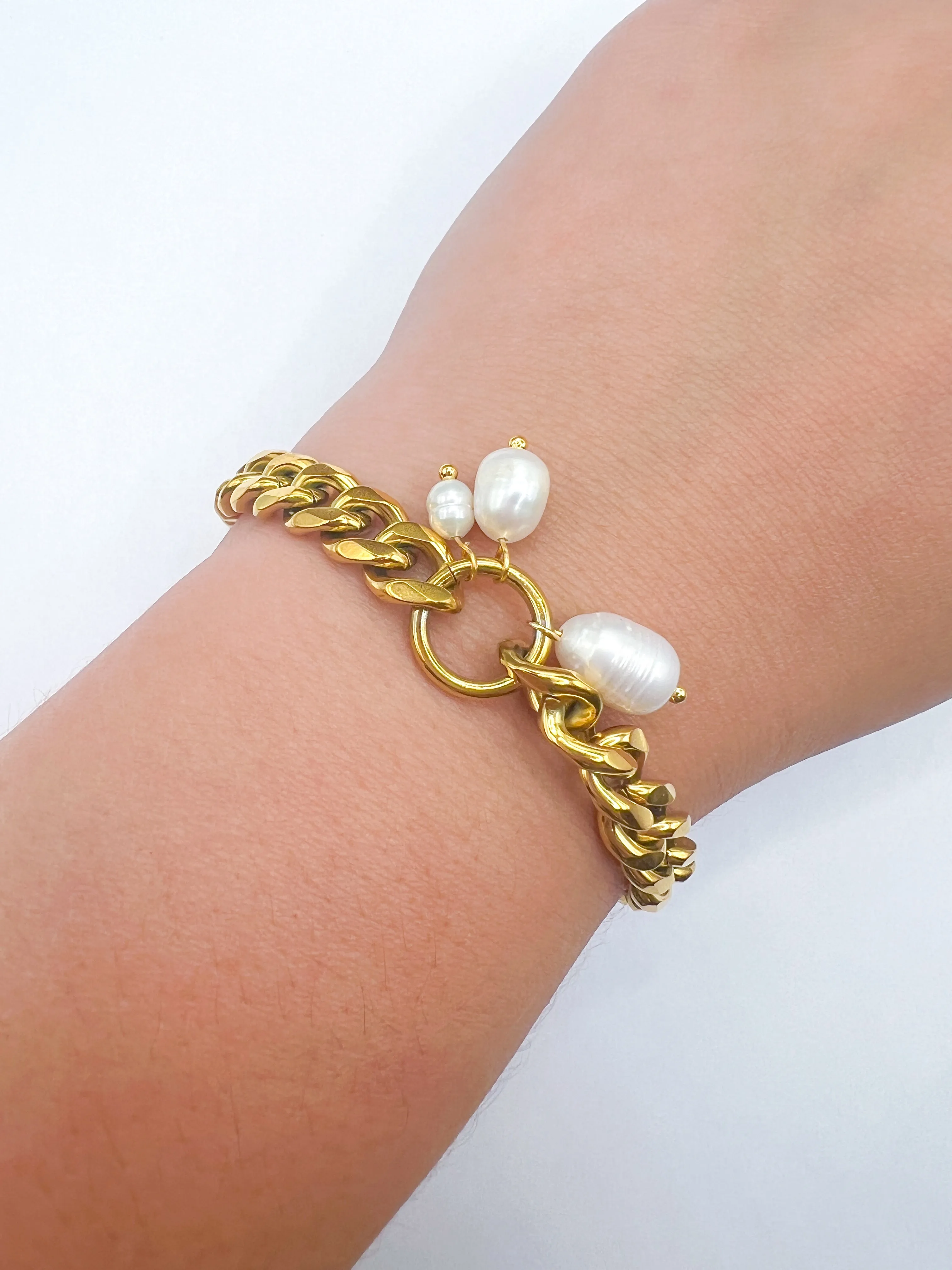 Curb Chain w Pearls