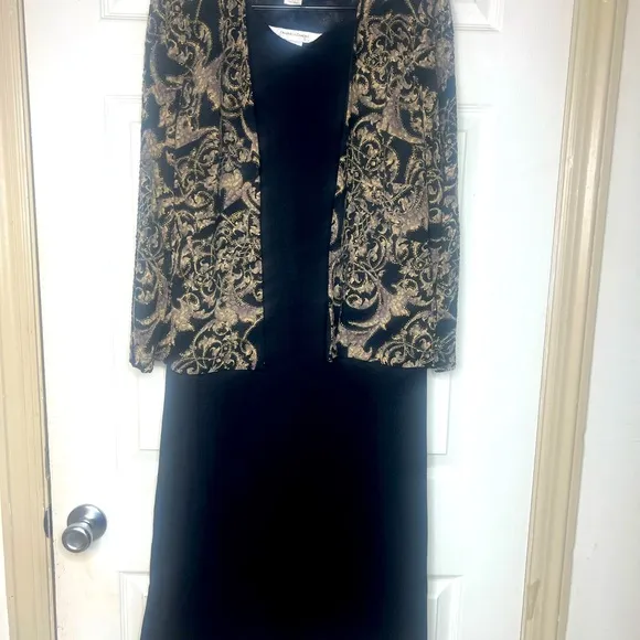 Dealers &amp; Damon’s 2 Piece Dress &amp; Jacket Set