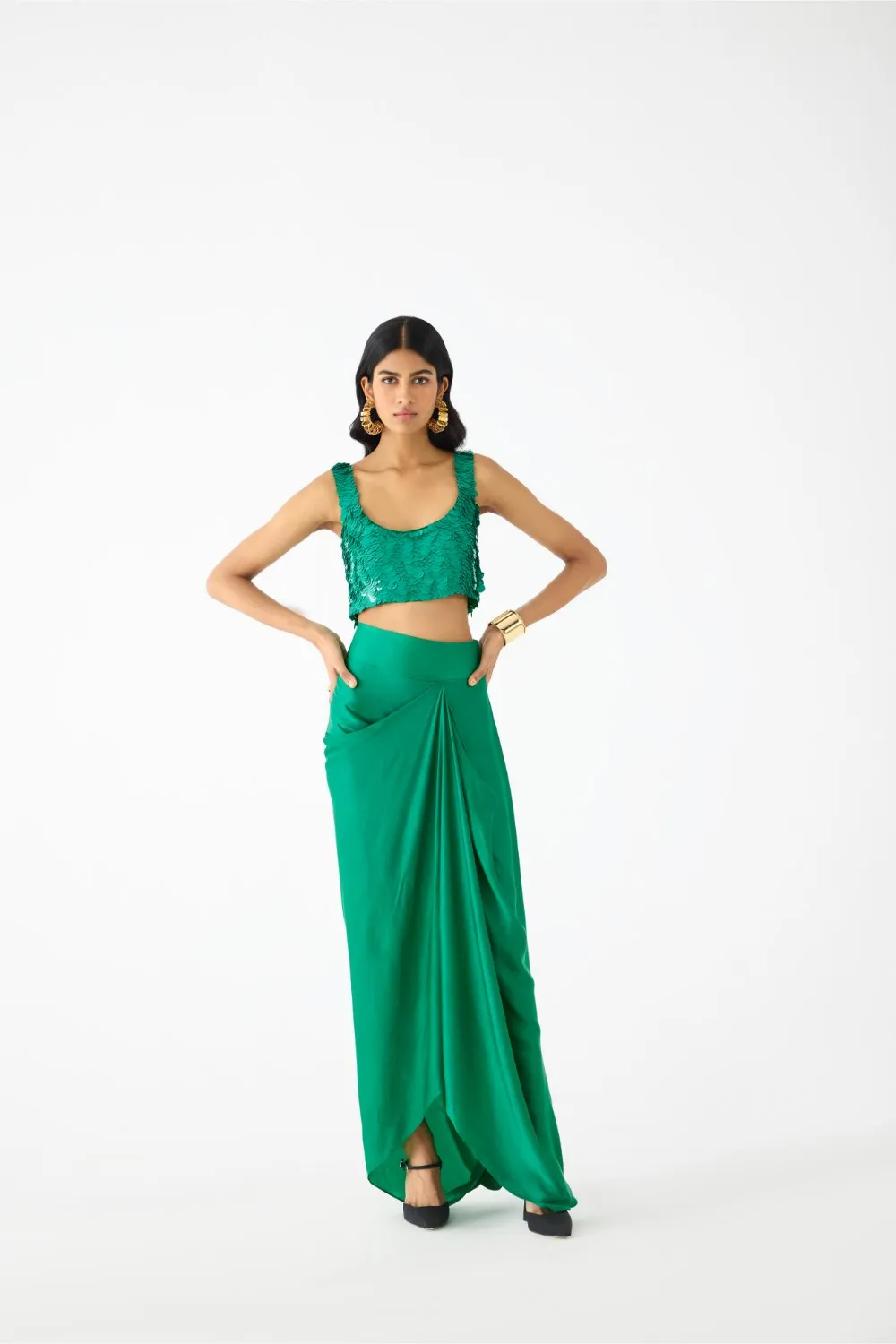 EMERALD BLOUSE WITH KNOT SKIRT