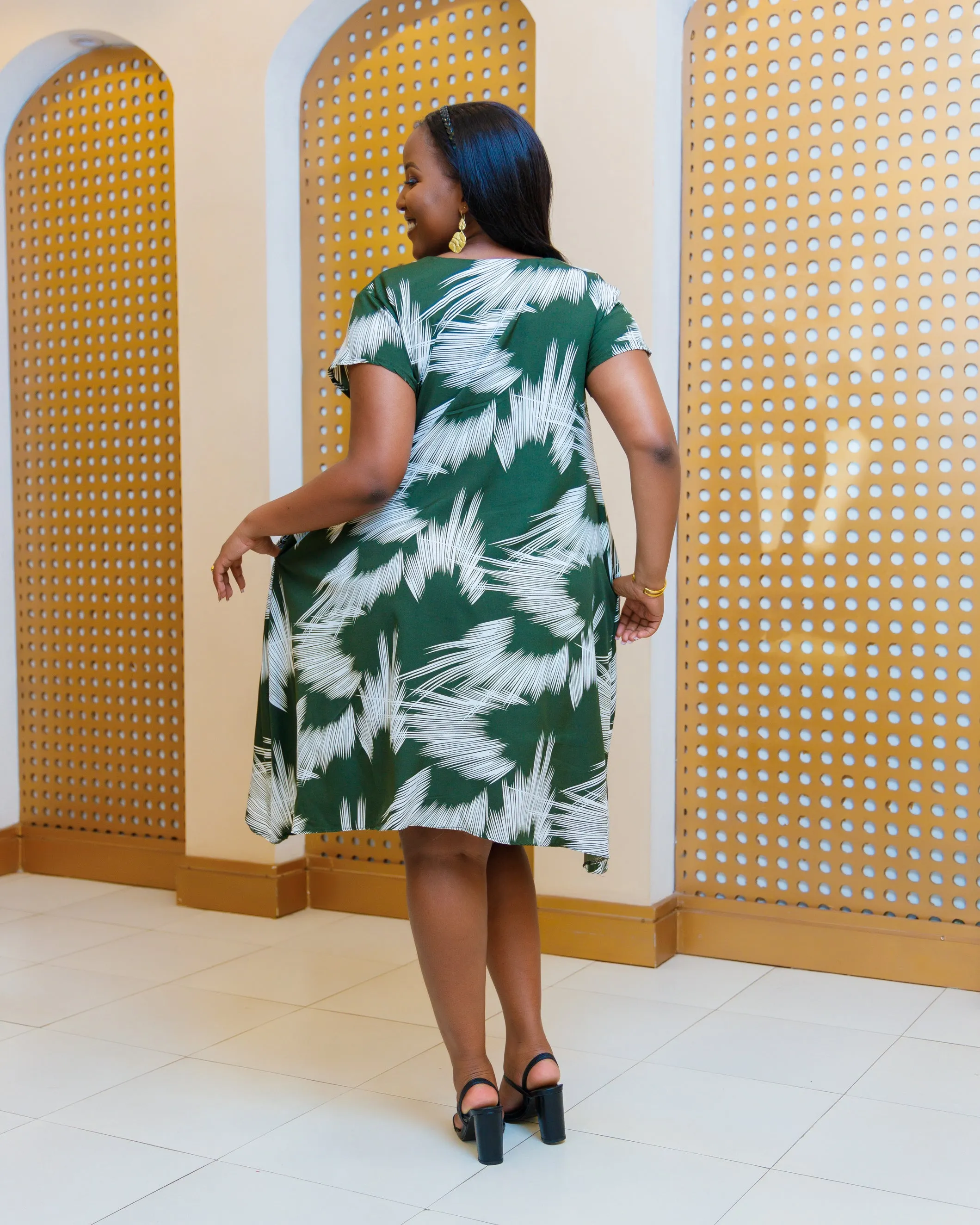 Emunali  Knee Length Dress- Green