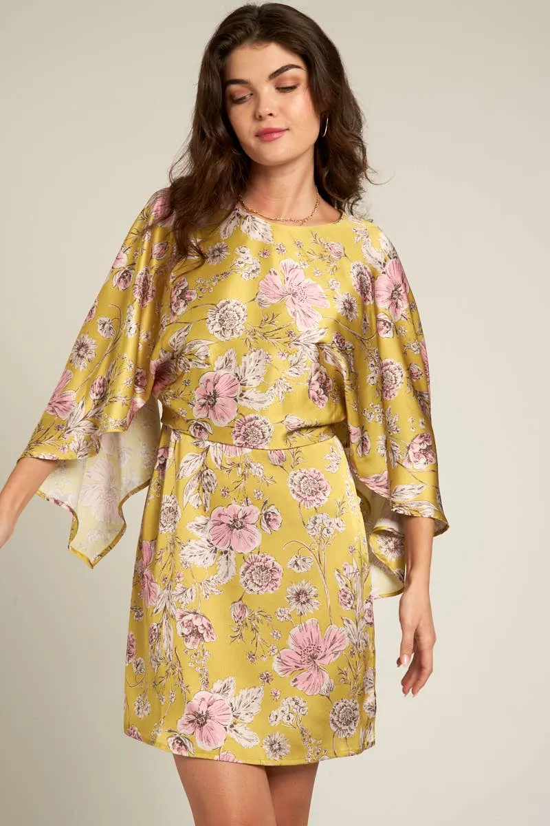 En Crème Dusty Lime Multi Cape Sleeve Floral Mini Dress