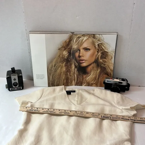 Jones New York Formal 72% silk , 28% linen cream maxi dress with button details
