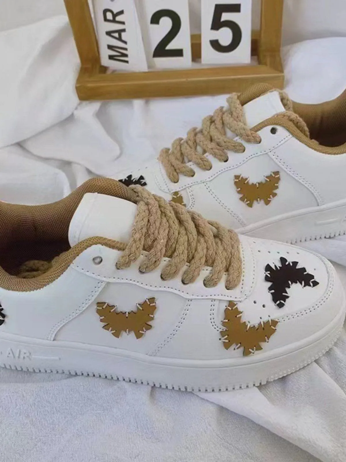 Kicksteria - Butterfly Label Skate Shoes