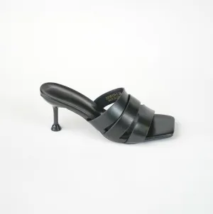 Kitten Heel
