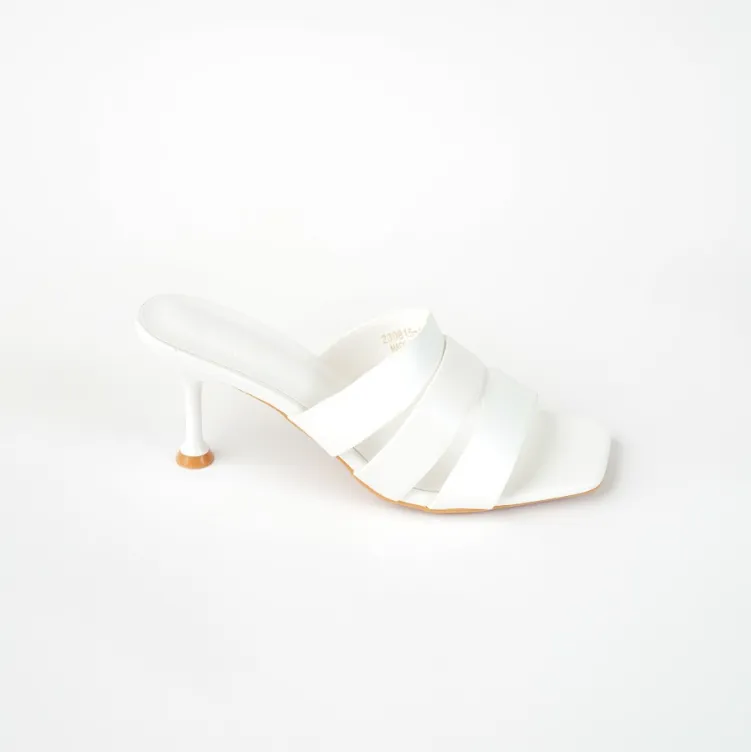 Kitten Heel