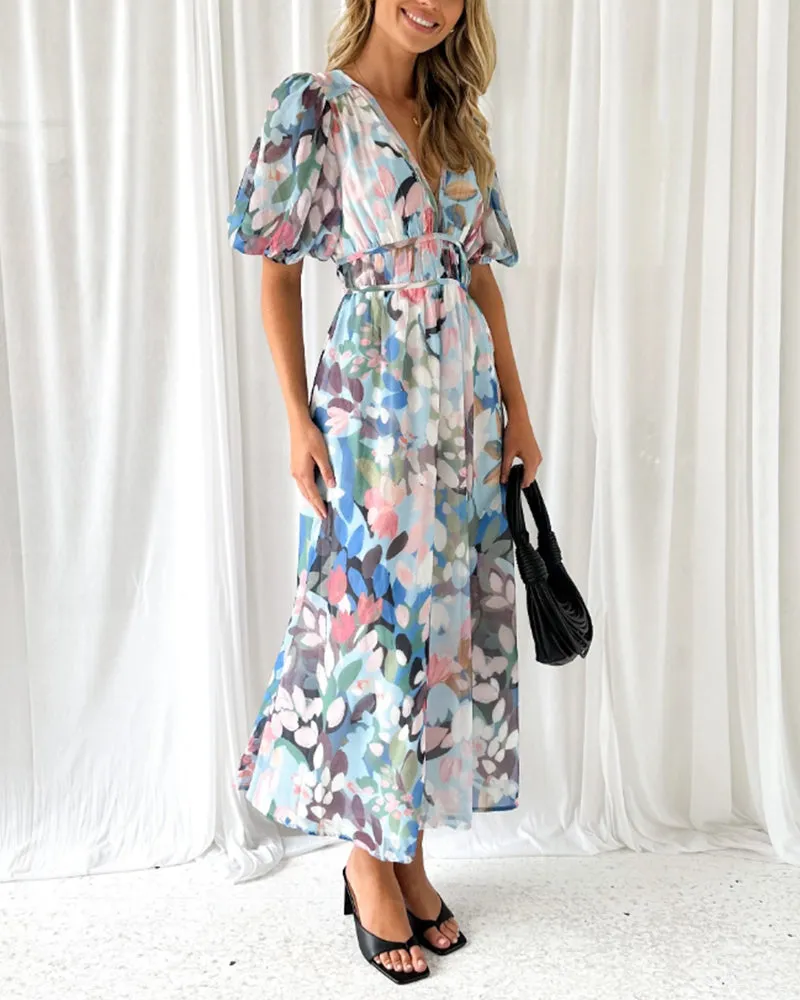 Maxi Dress – Soft Floral Print – Elegant Daywear