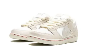 Nike SB Dunk Low City of Love Light Bone
