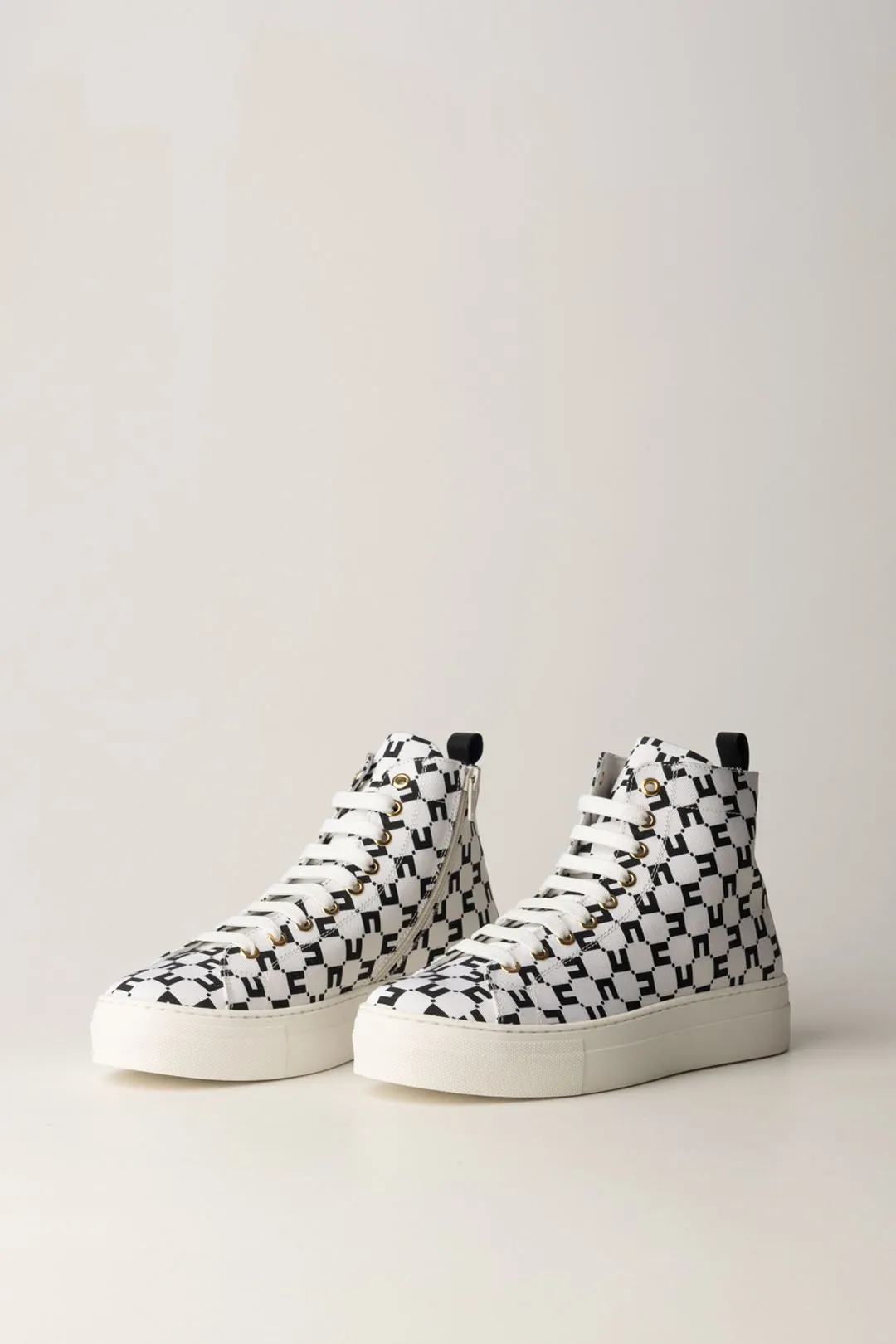 Sneakers Alta con Logo