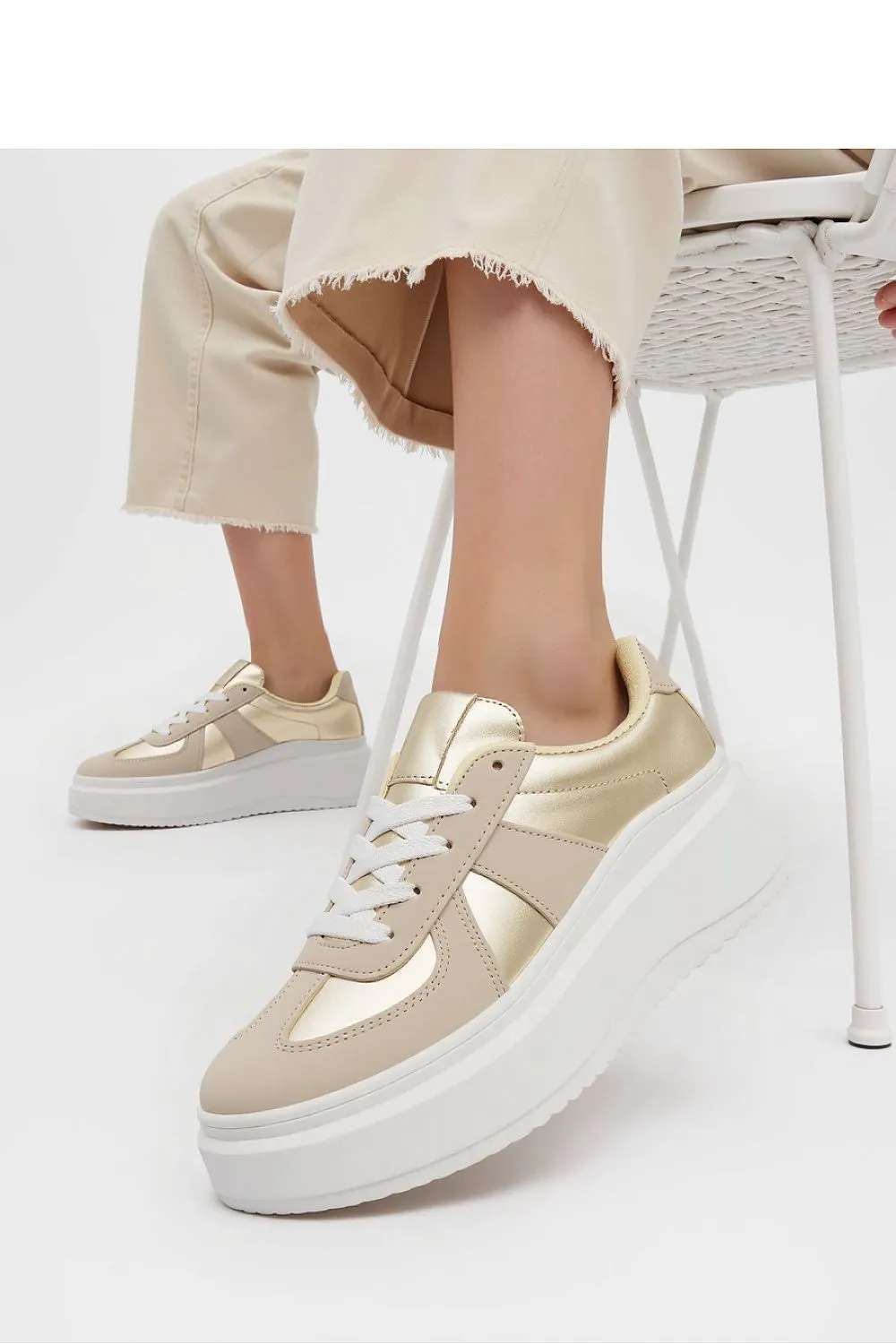 Sport Shoes Inello