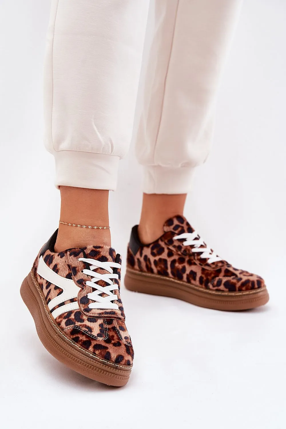 Sport Shoes Step in style