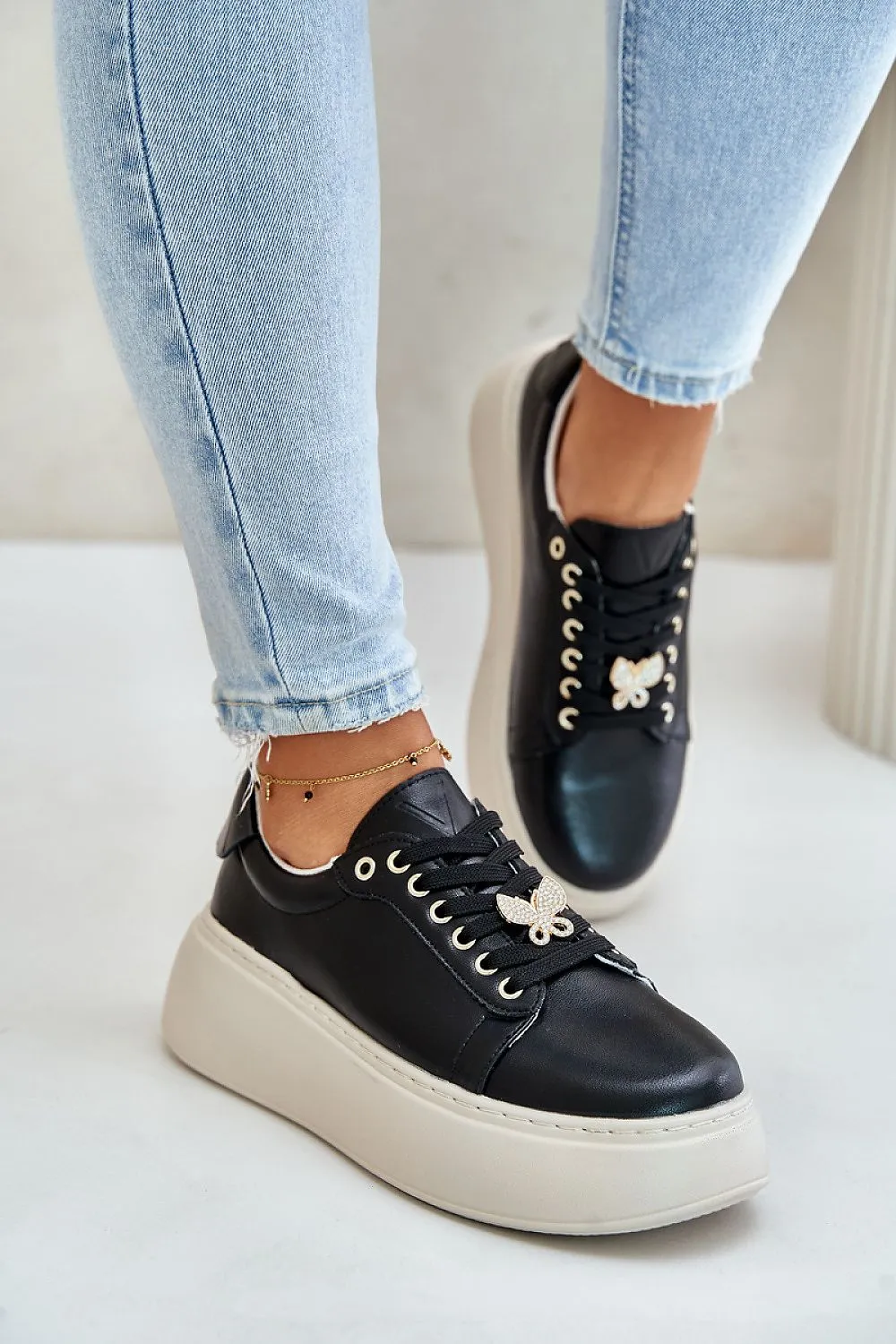 Sport Shoes Step in style