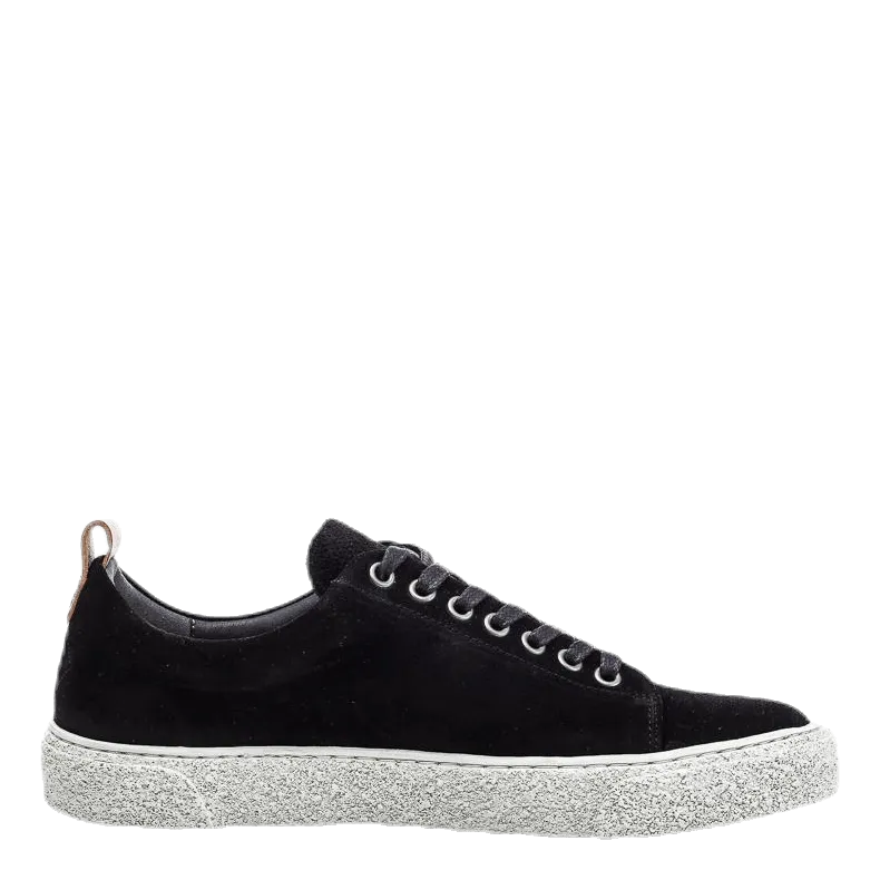Stoked Low Suede Black